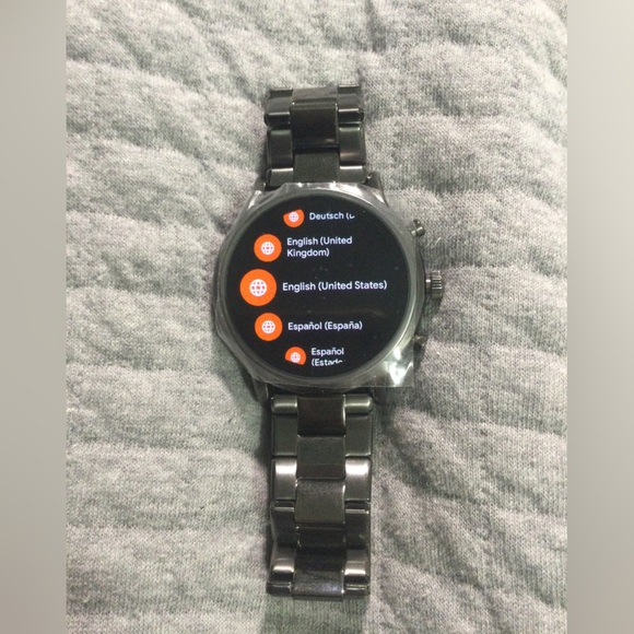 Fossil DW10F1 Gen 8GB Carlyle HR Smartwatch Wi-Fi W/charging